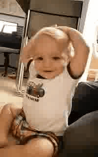 the sound of two hands clapping